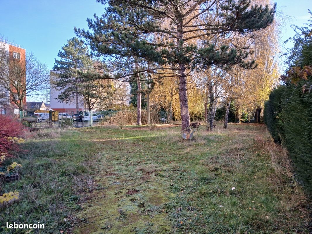Appartement à louer, 1450m², Hénin-Beaumont