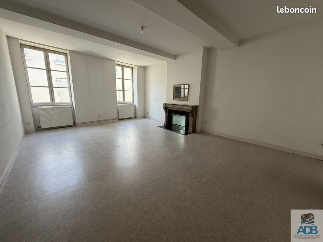 Appartement à louer, 83m², Roanne