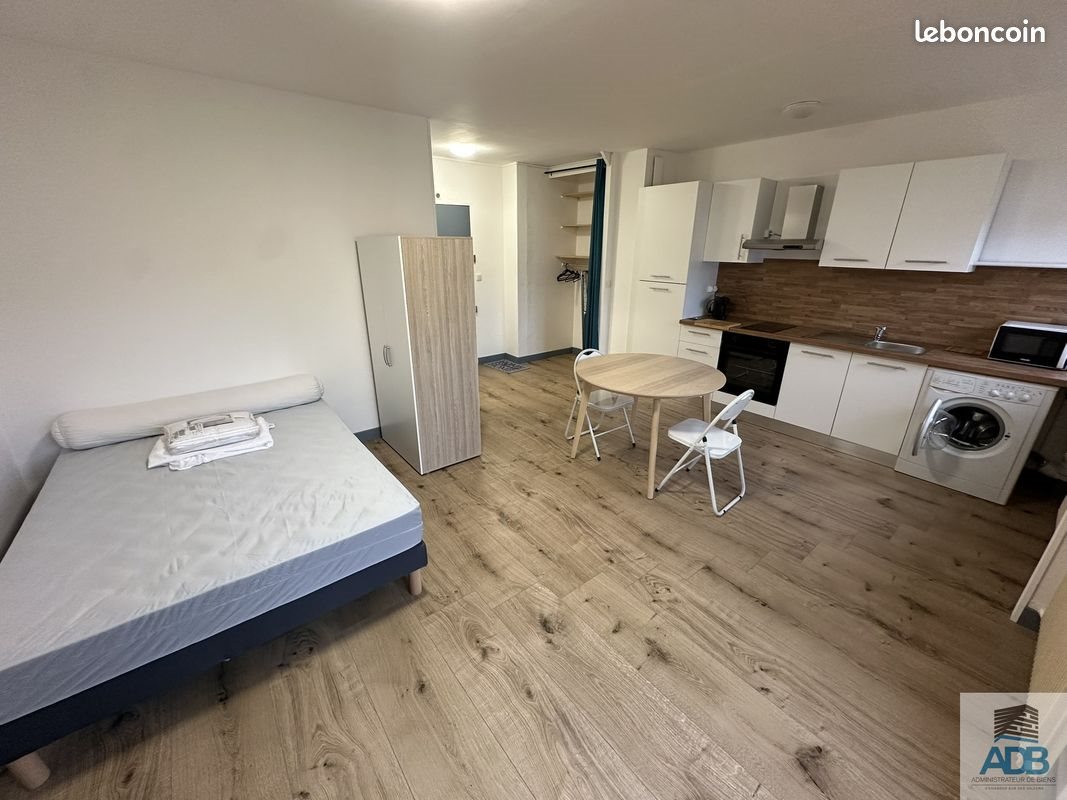 Appartement à louer, 28m², Riorges