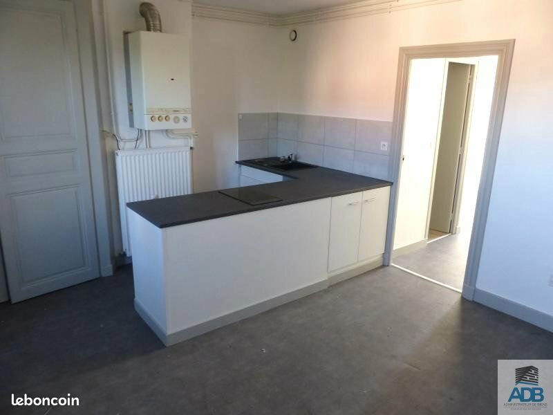 Appartement à louer, 32m², Roanne