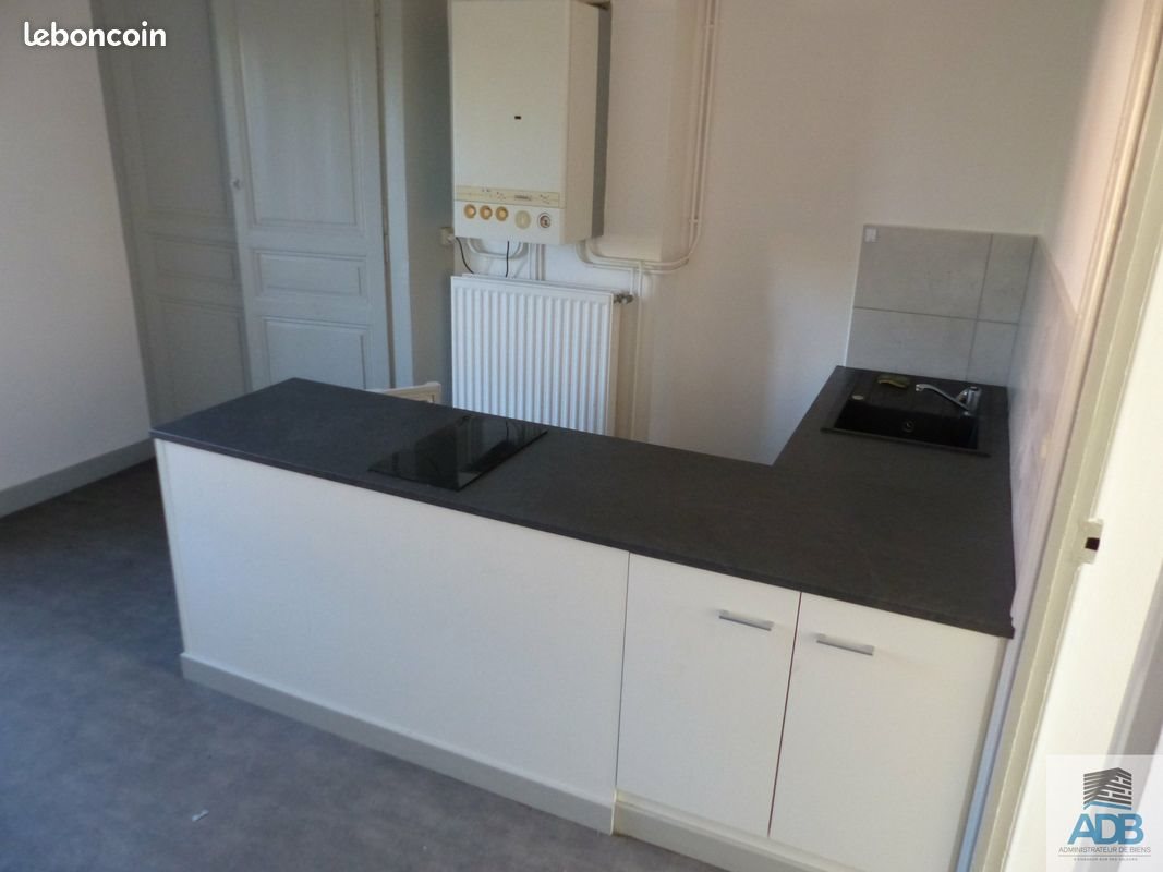 Appartement à louer, 32m², Roanne