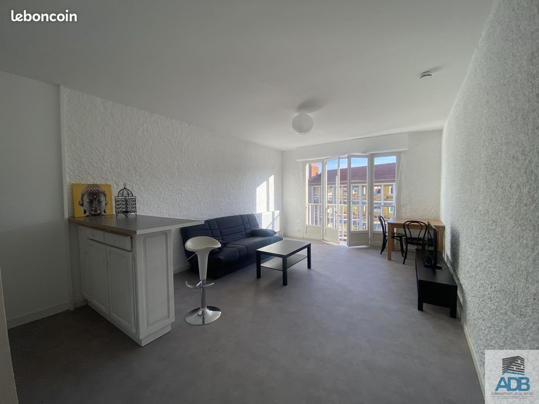 Appartement à louer, 34m², Roanne
