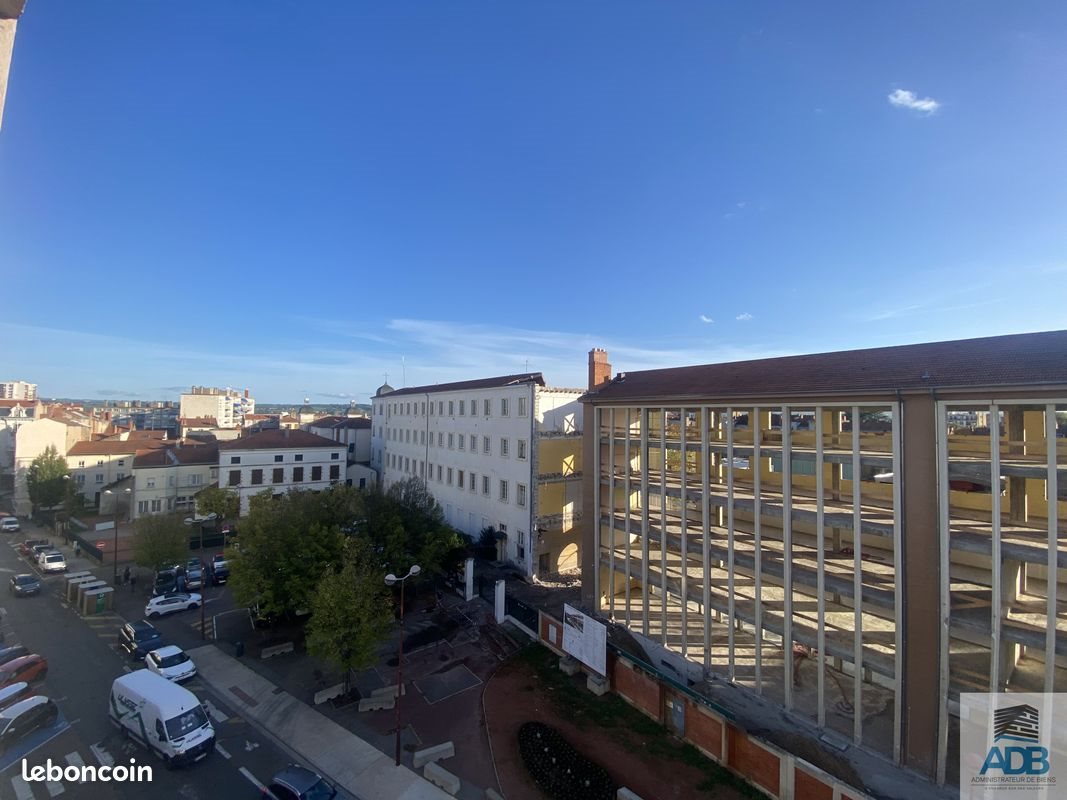 Appartement à louer, 34m², Roanne