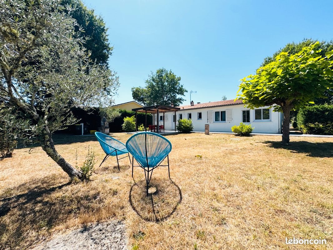 Maison à vendre, 106m², Saint-Michel-de-Rieufret