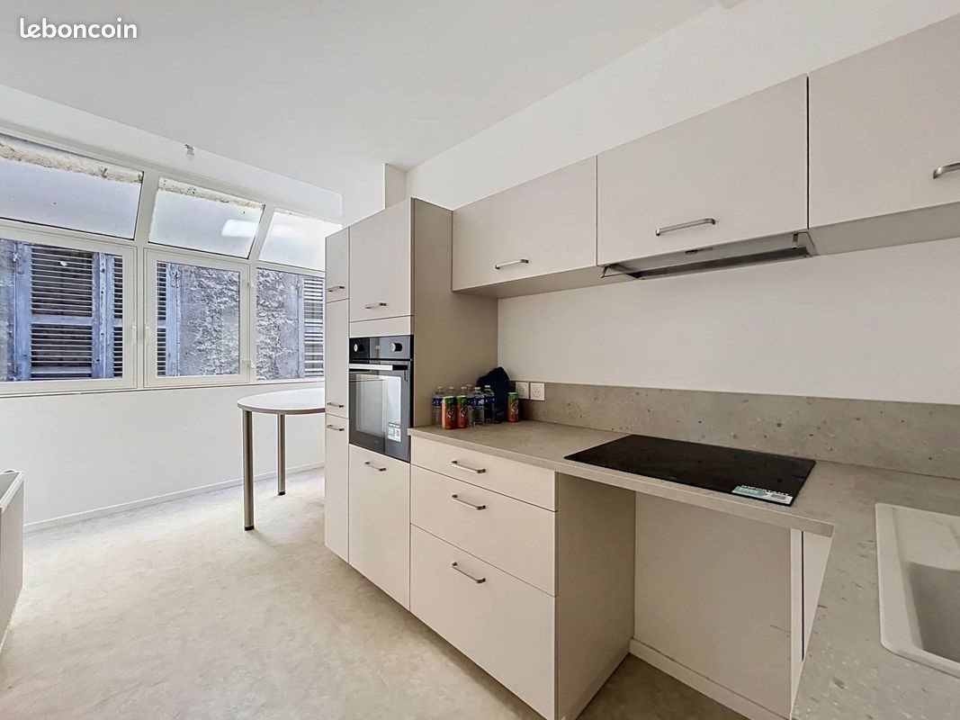 Appartement à louer, 77m², Chambéry