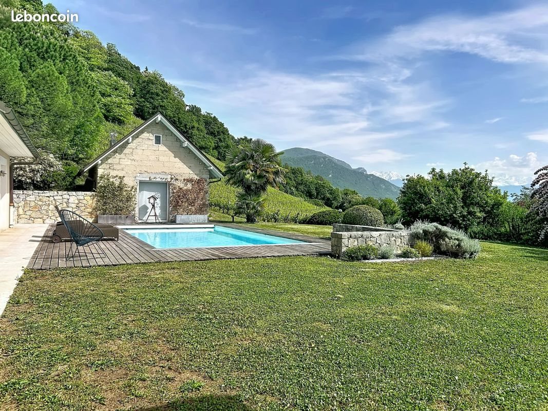 Maison à louer, 179m², Saint-Alban-Leysse