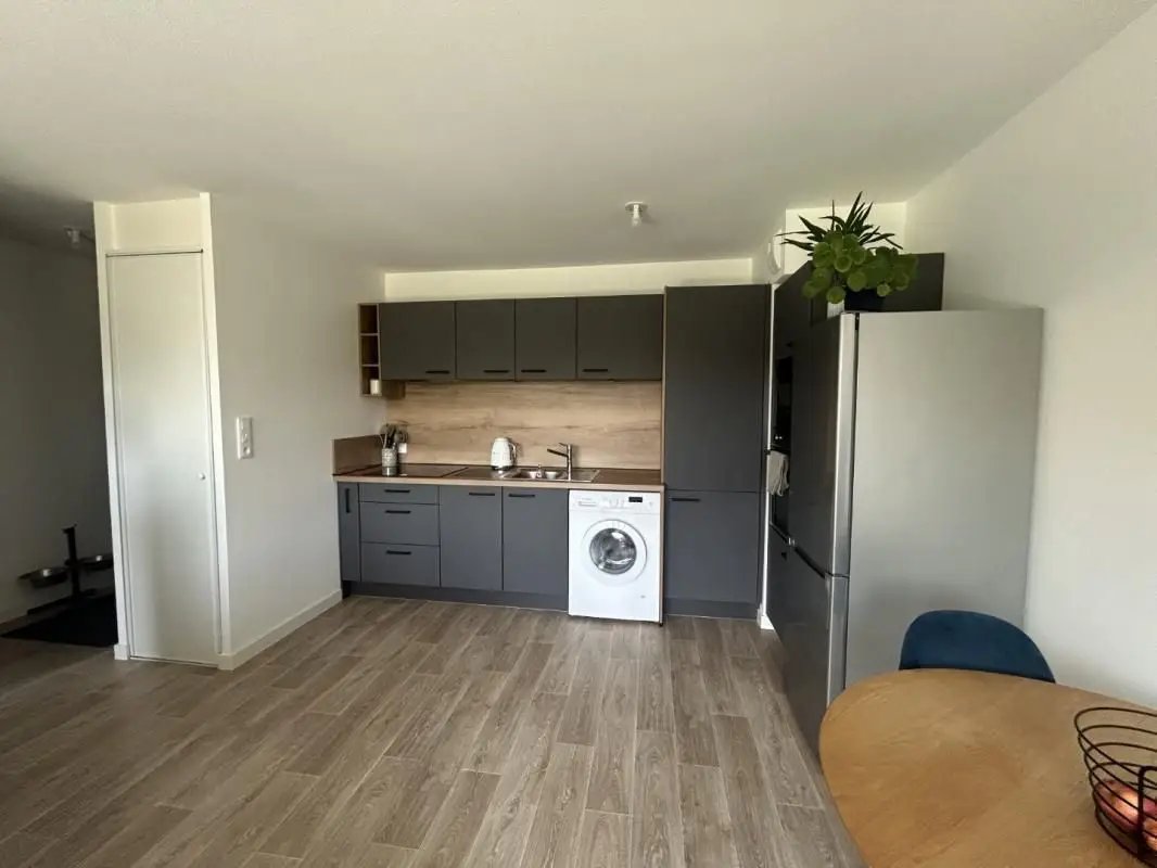 Appartement à louer, 42m², Devecey