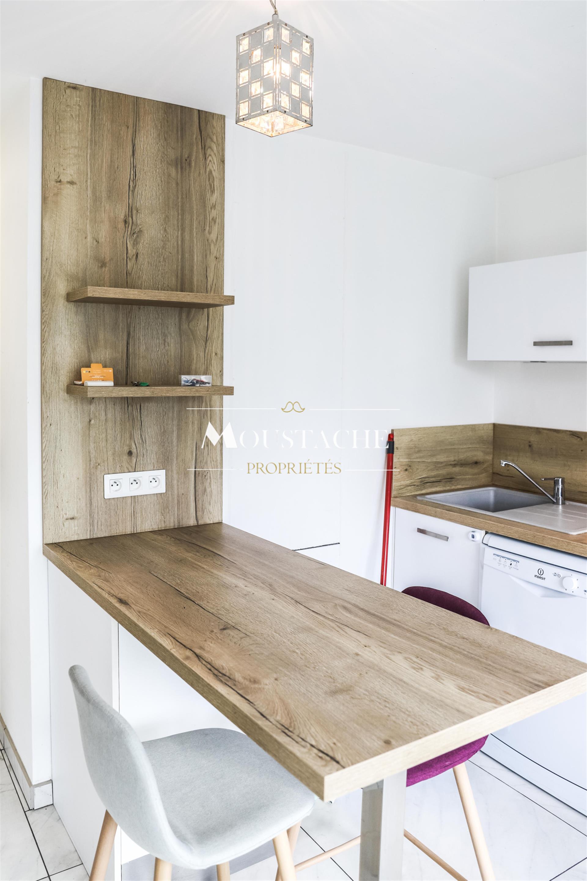 Appartement à vendre, 77m², Royan