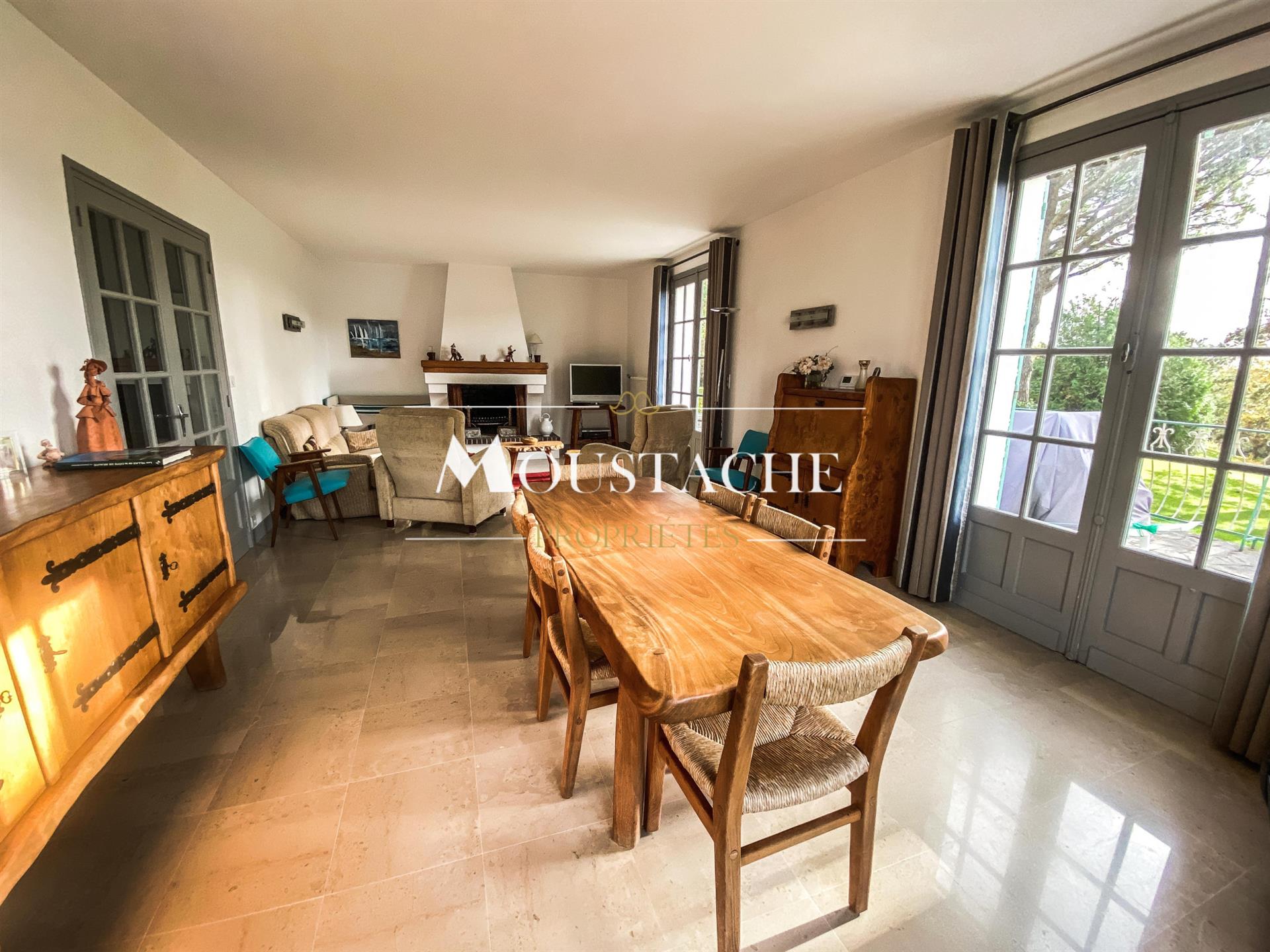 Maison à vendre, 163m², Saint-Palais-sur-Mer