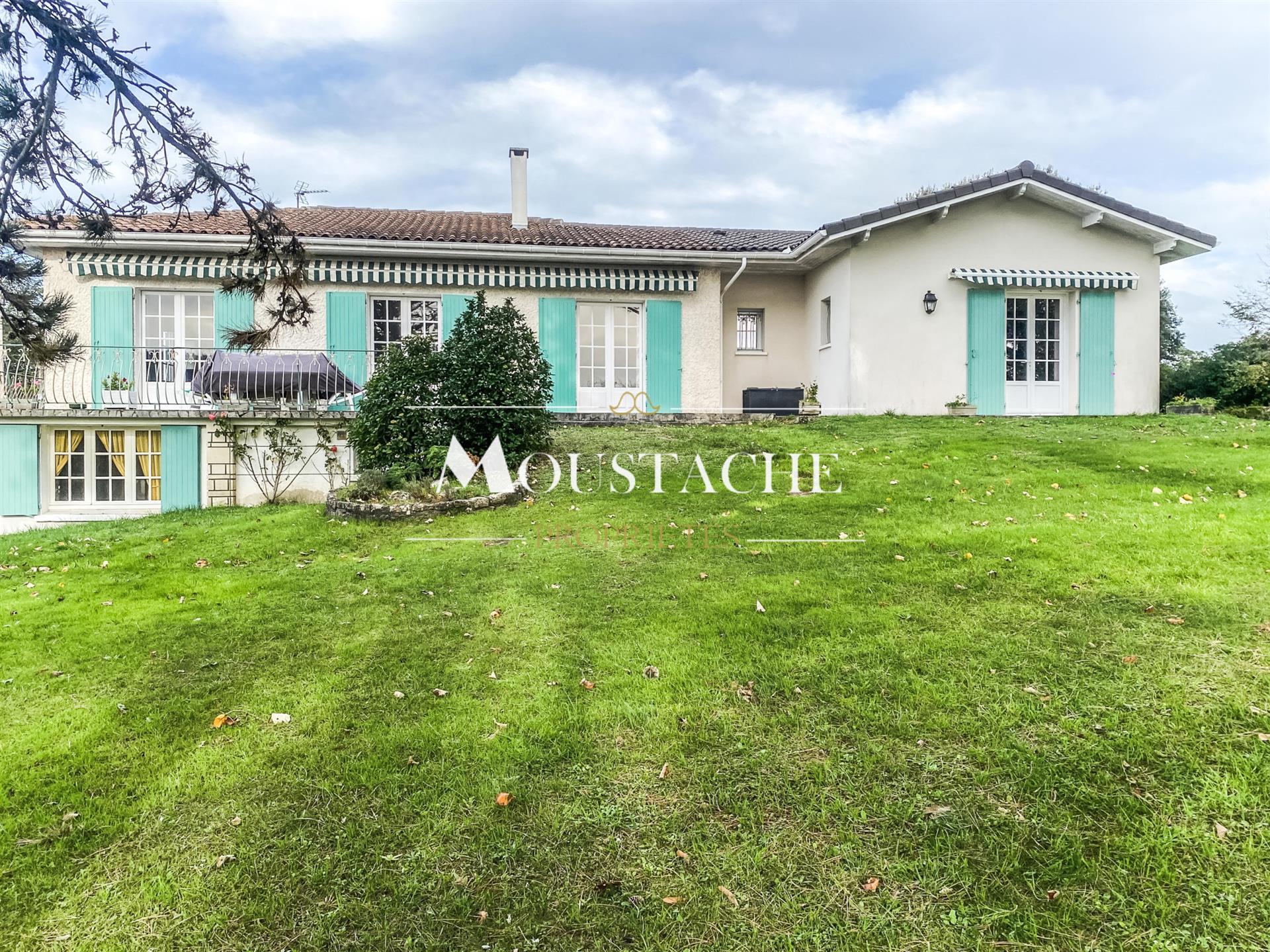 Maison à vendre, 163m², Saint-Palais-sur-Mer