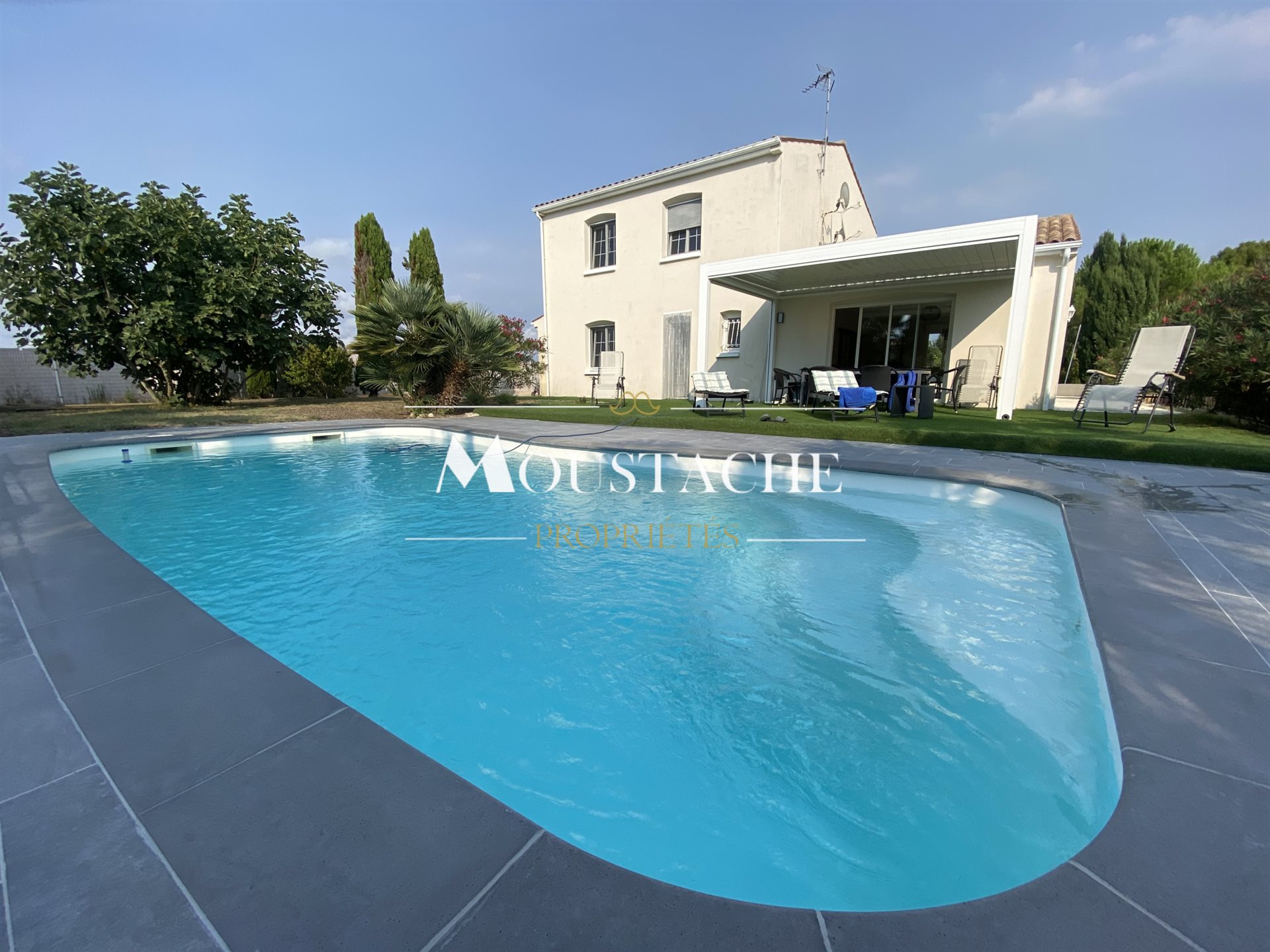 Maison à vendre, 162m², Médis