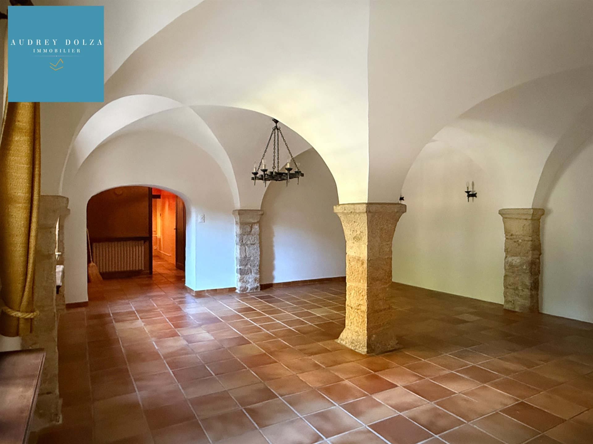 Maison à vendre, 131m², Rognac