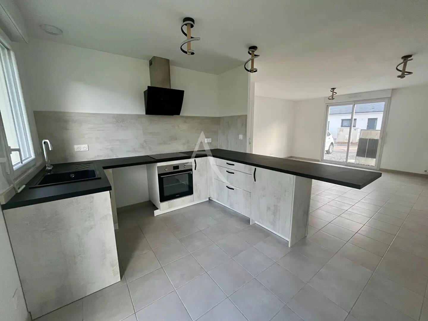 Maison à louer, 90m², Sévérac