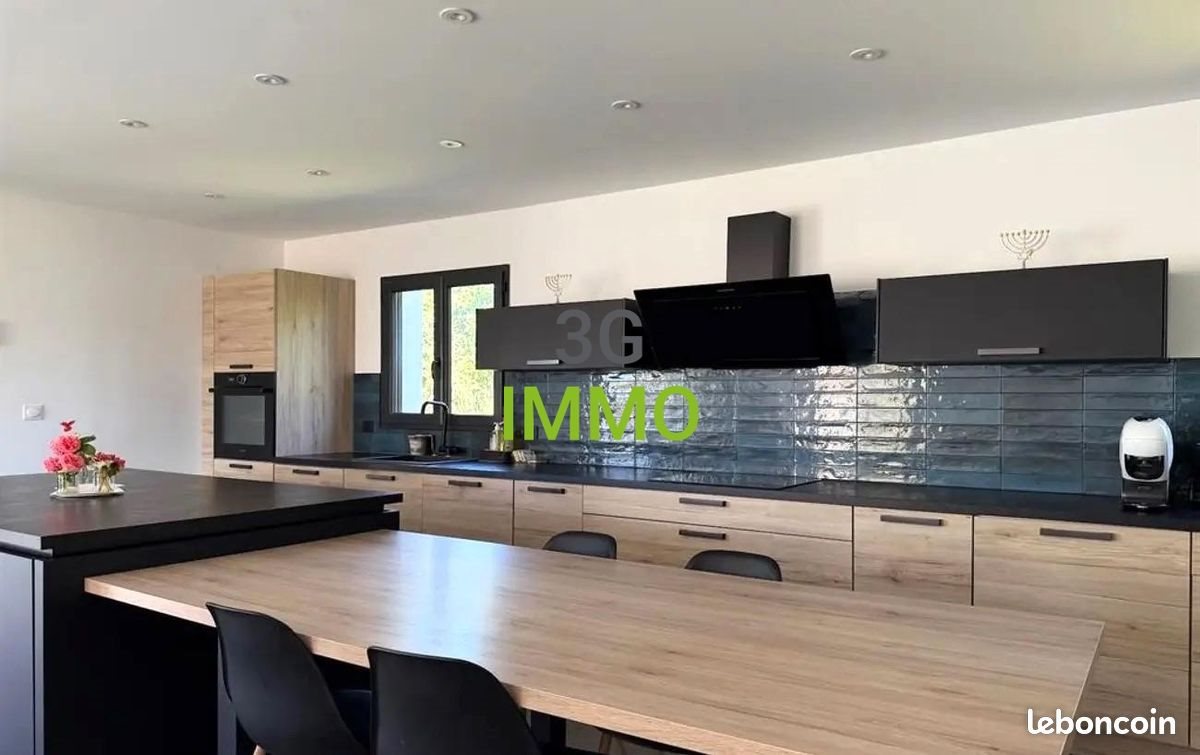 Maison à vendre, 127m², Uzès