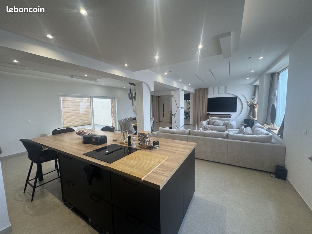 Appartement à vendre, 156m², Halluin