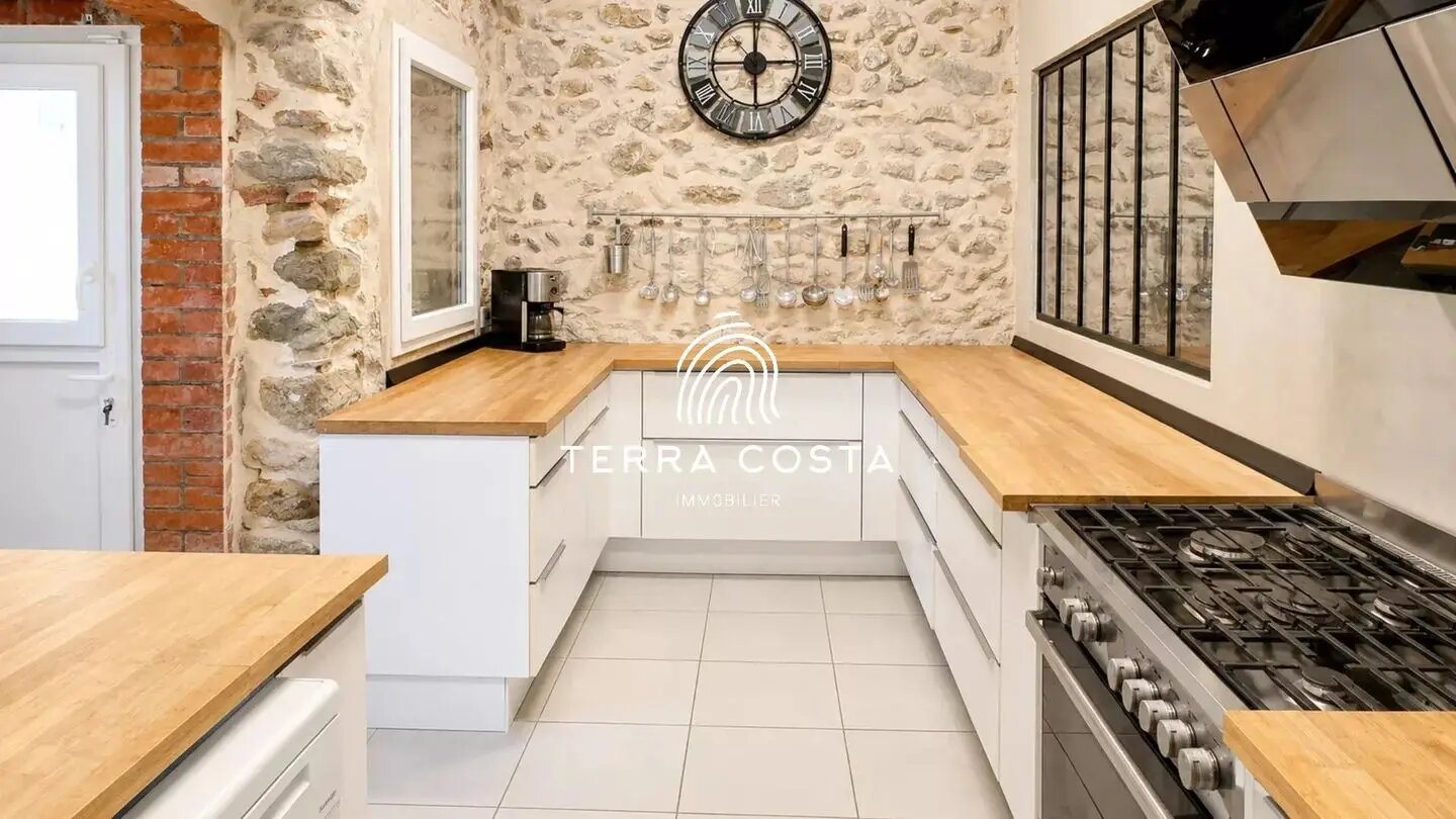 Maison à vendre, 280m², Pouillon
