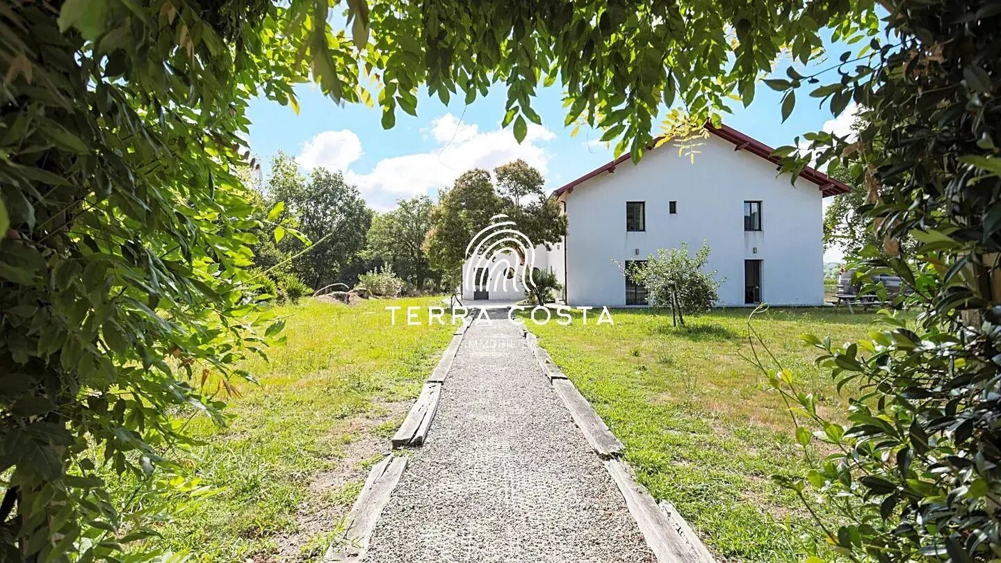 Maison à vendre, 358m², Saint-Jean-de-Marsacq