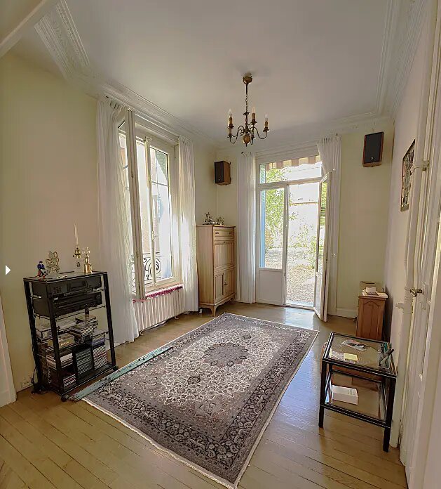 Maison à vendre, 252m², Viroflay