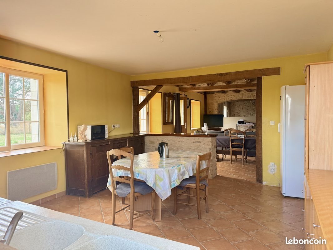 Maison à vendre, 137m², Huillé