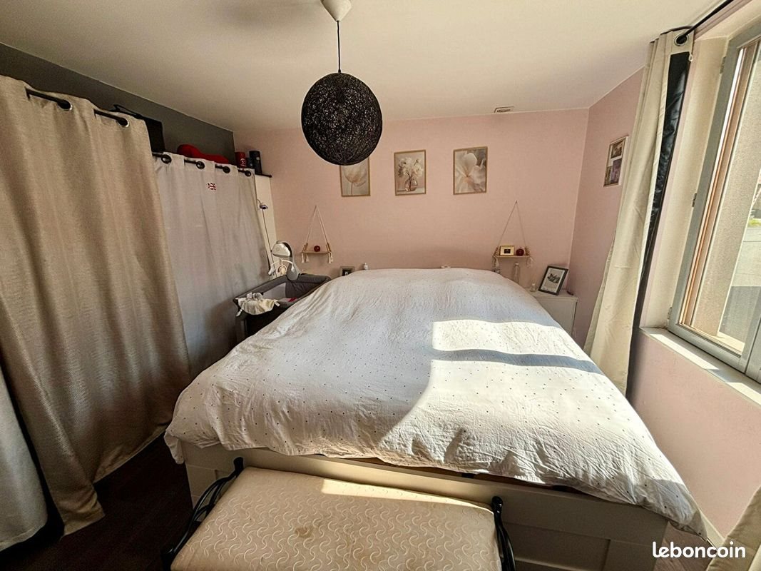 Maison à vendre, 245m², Saint-Priest-la-Roche