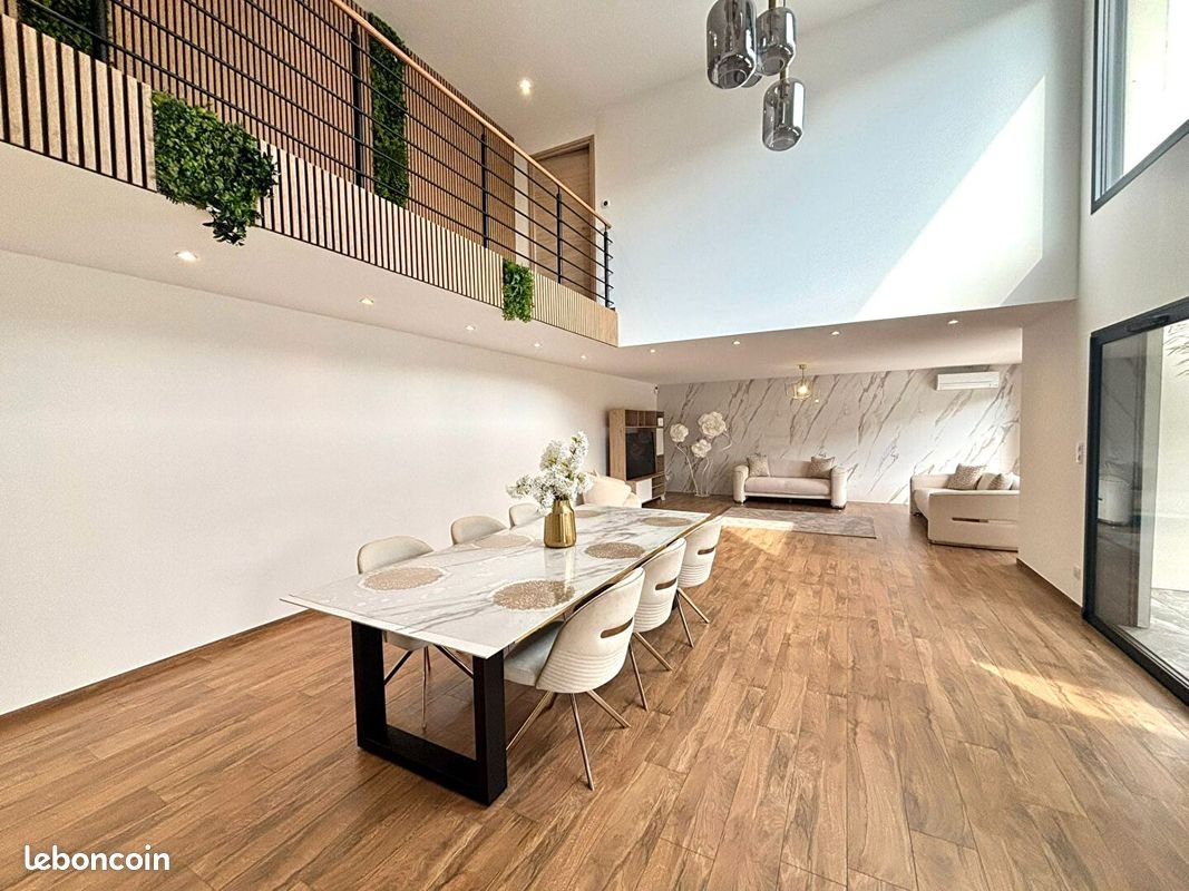Maison à vendre, 220m², Roanne