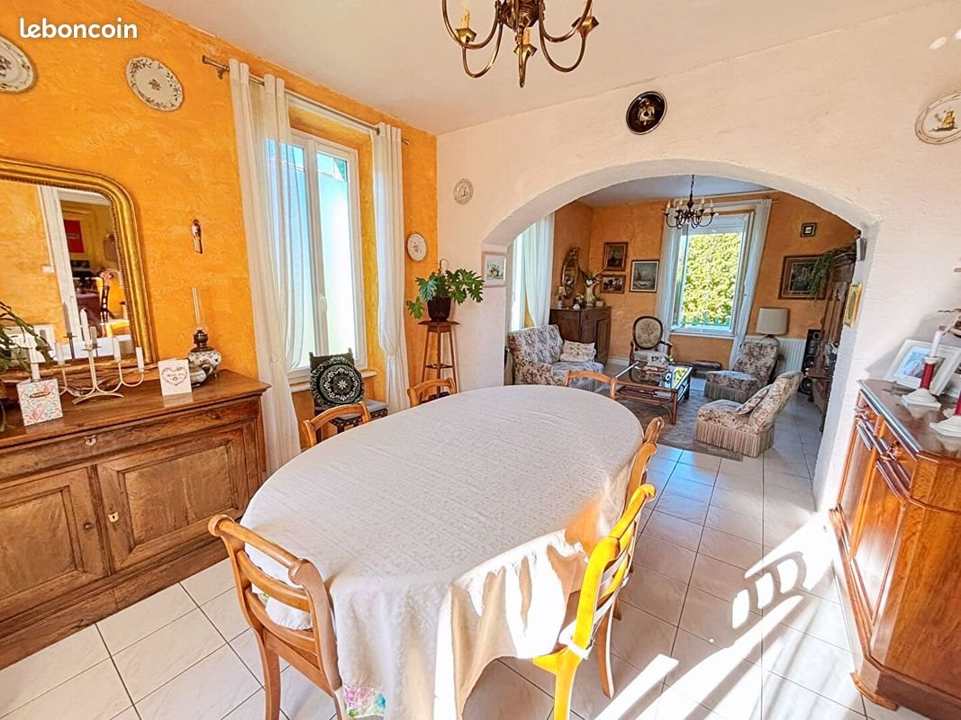 Maison à vendre, 170m², Saint-Jodard