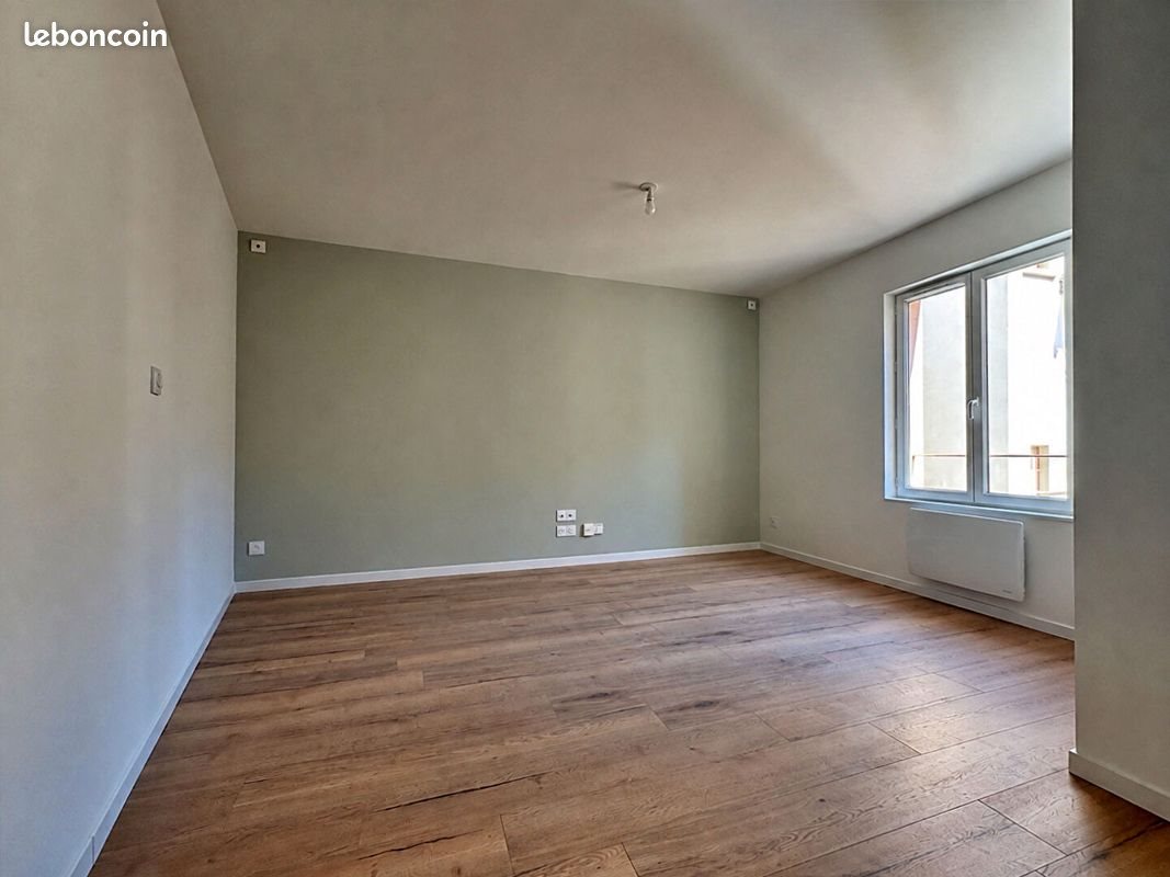 Appartement à louer, 33m², Roanne