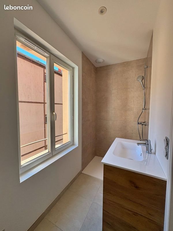 Appartement à louer, 33m², Roanne