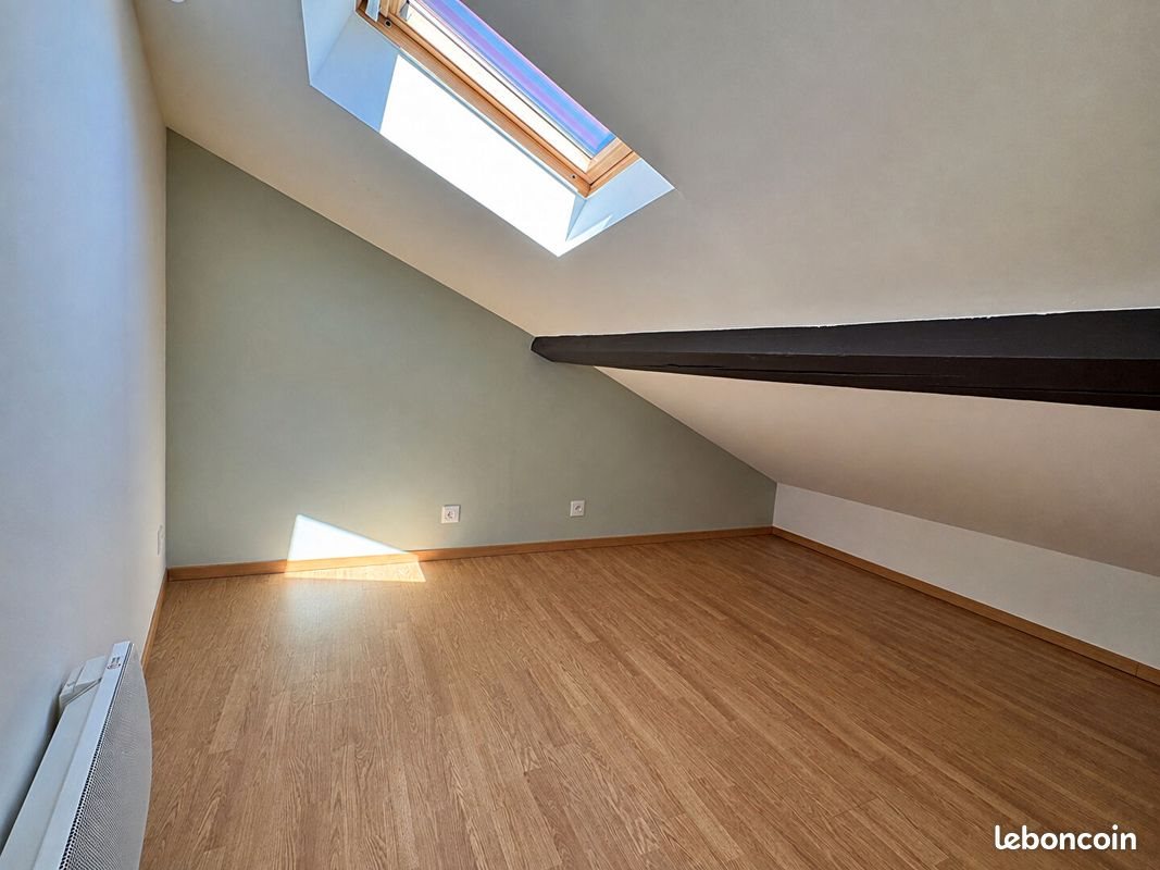 Appartement à louer, 33m², Roanne