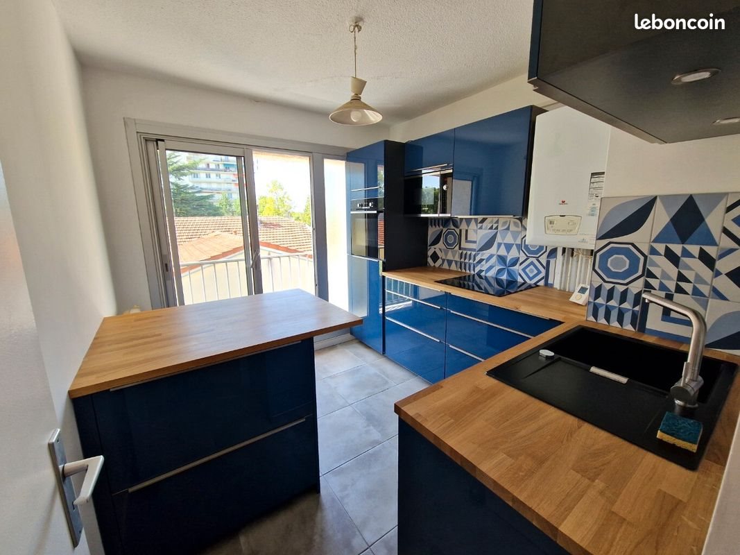 Appartement à louer, 80m², Bordeaux