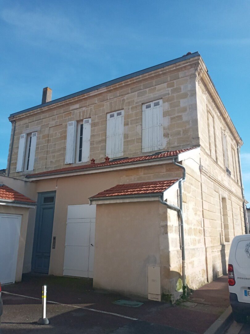 Appartement à louer, 46m², Talence