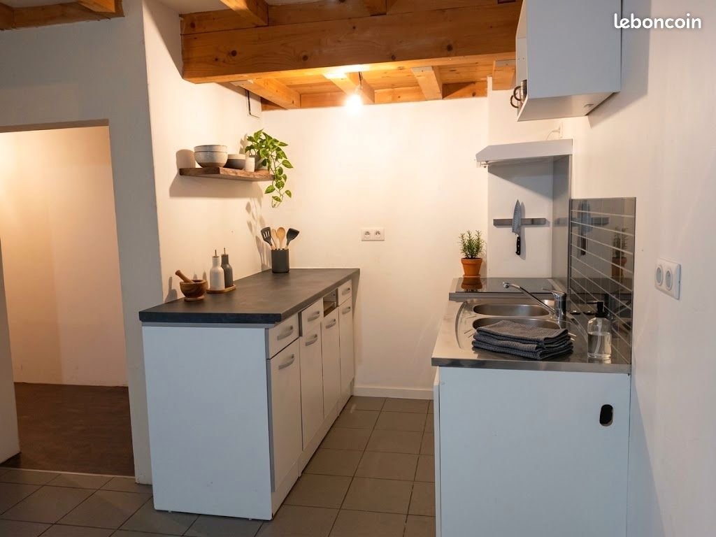 Maison à louer, 92m², Blasimon