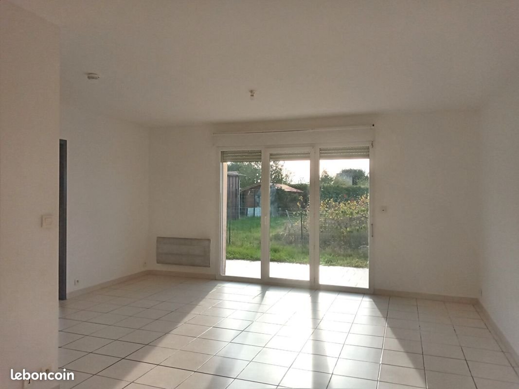 Maison à louer, 67m², Gornac