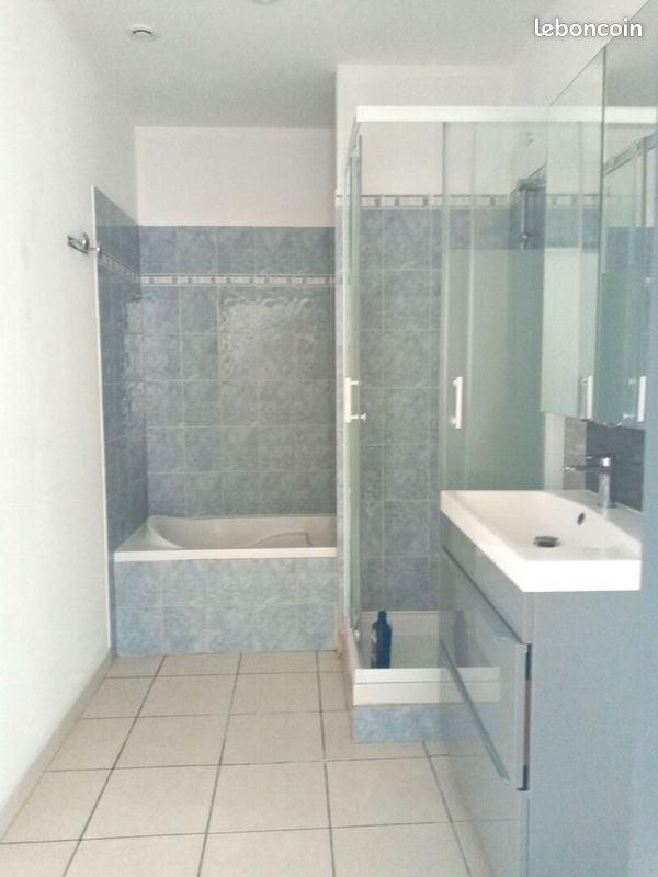 Maison à louer, 67m², Gornac