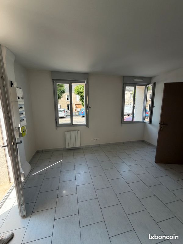 Appartement à louer, 37m², Cérans-Foulletourte