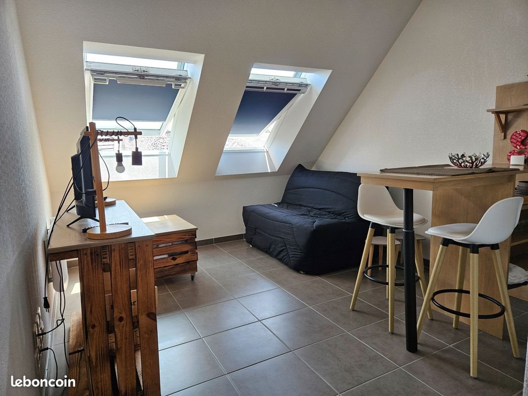 Appartement à louer, 17m², Pau