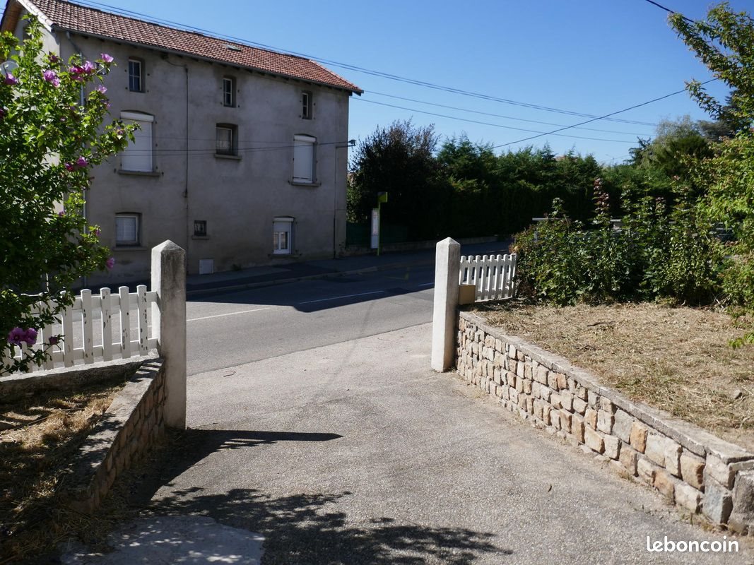 Maison à vendre, 80m², Saint-Maurice-en-Gourgois