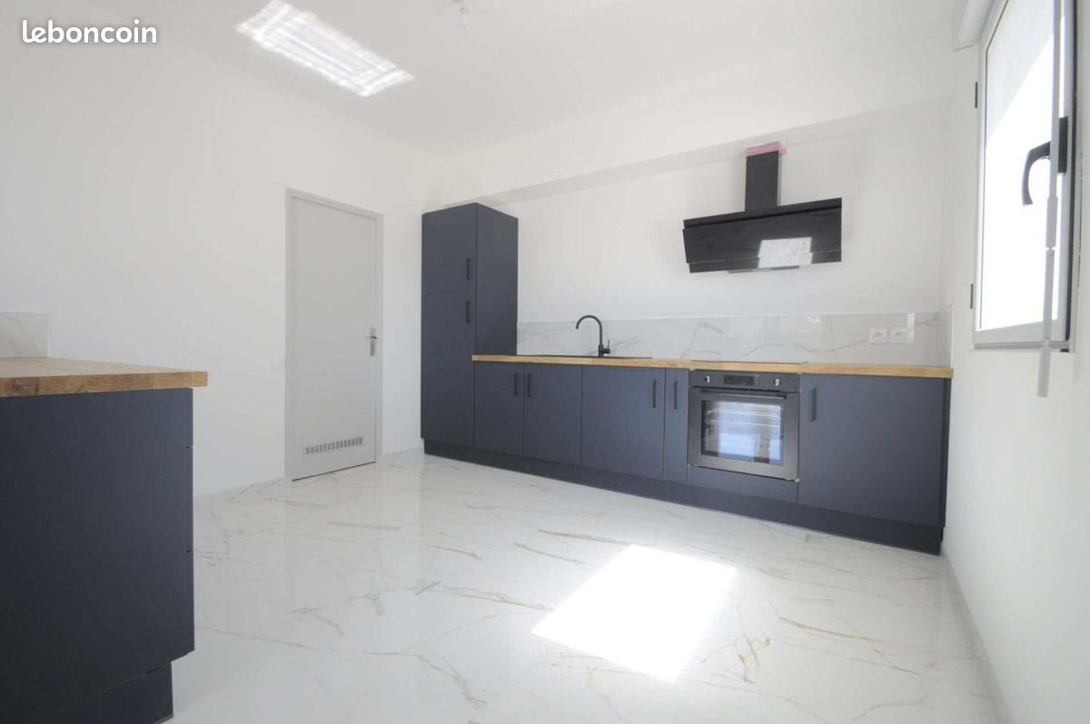 Maison à vendre, 211m², Cormery