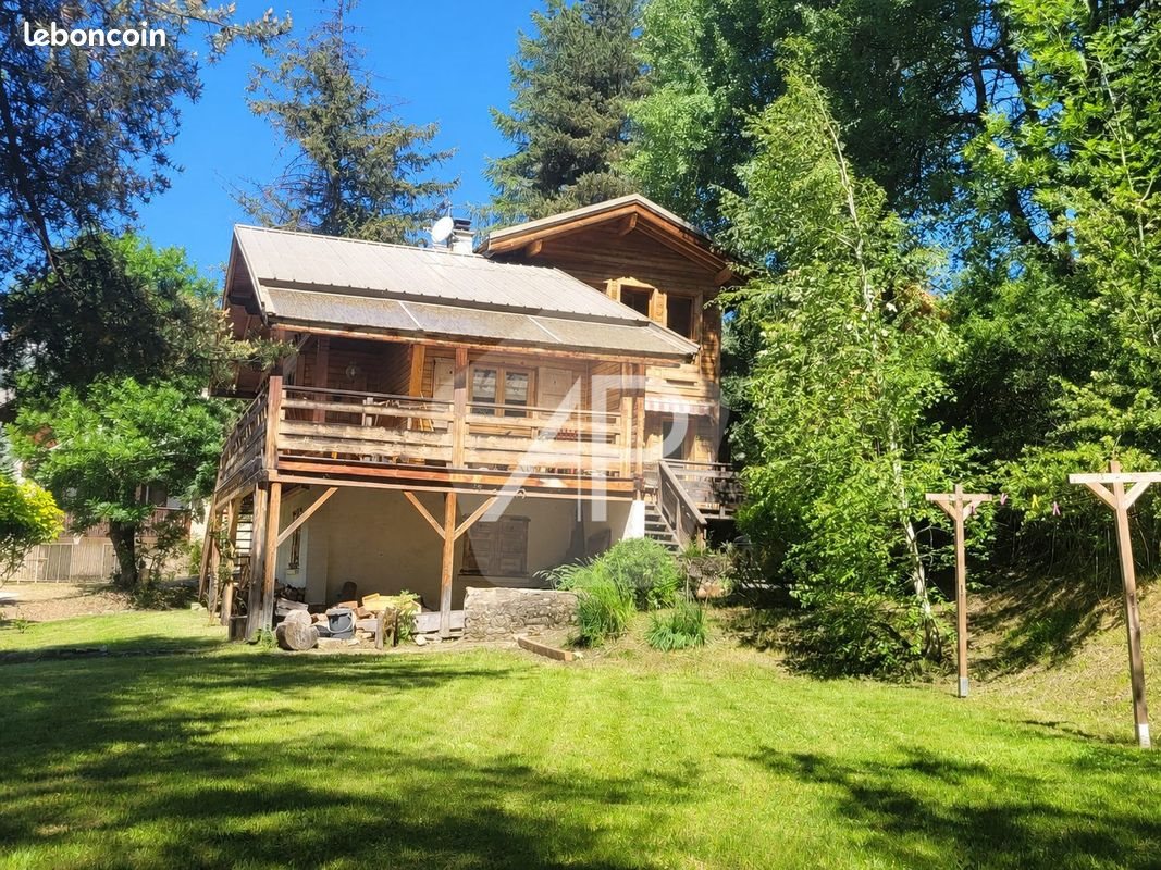 Maison à vendre, 180m², Saint-Chaffrey