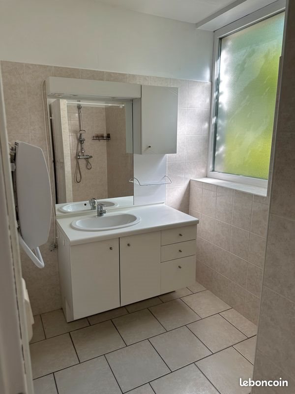 Maison à louer, 97m², Ladon