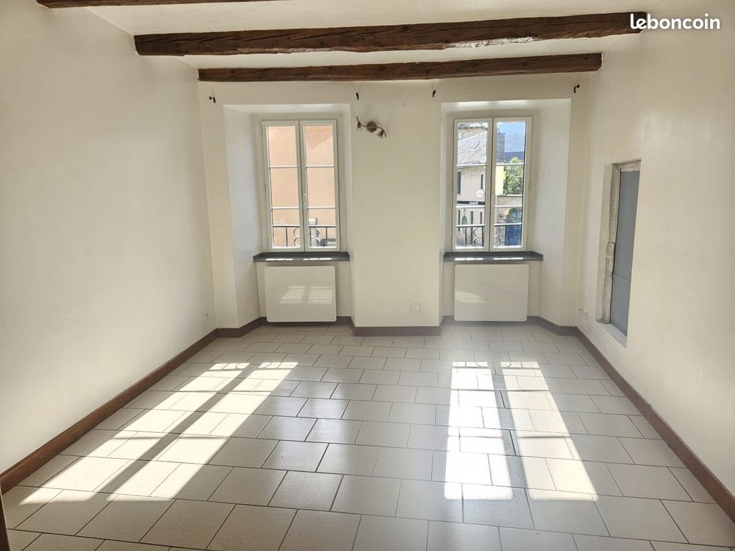 Appartement à louer, 72m², Marvejols