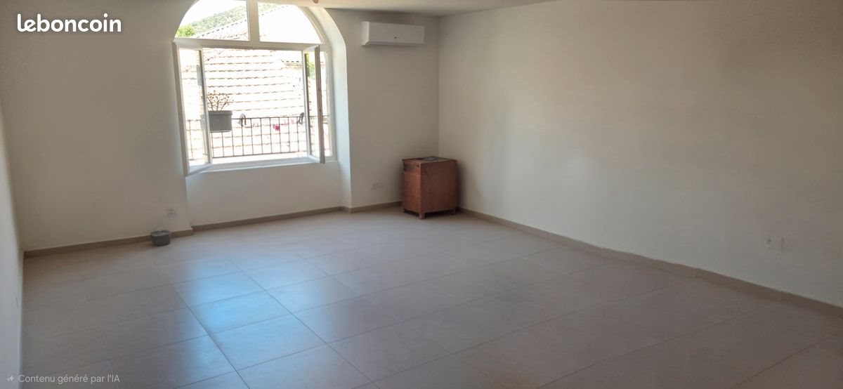 Appartement à louer, 97m², Saint-Hippolyte-du-Fort
