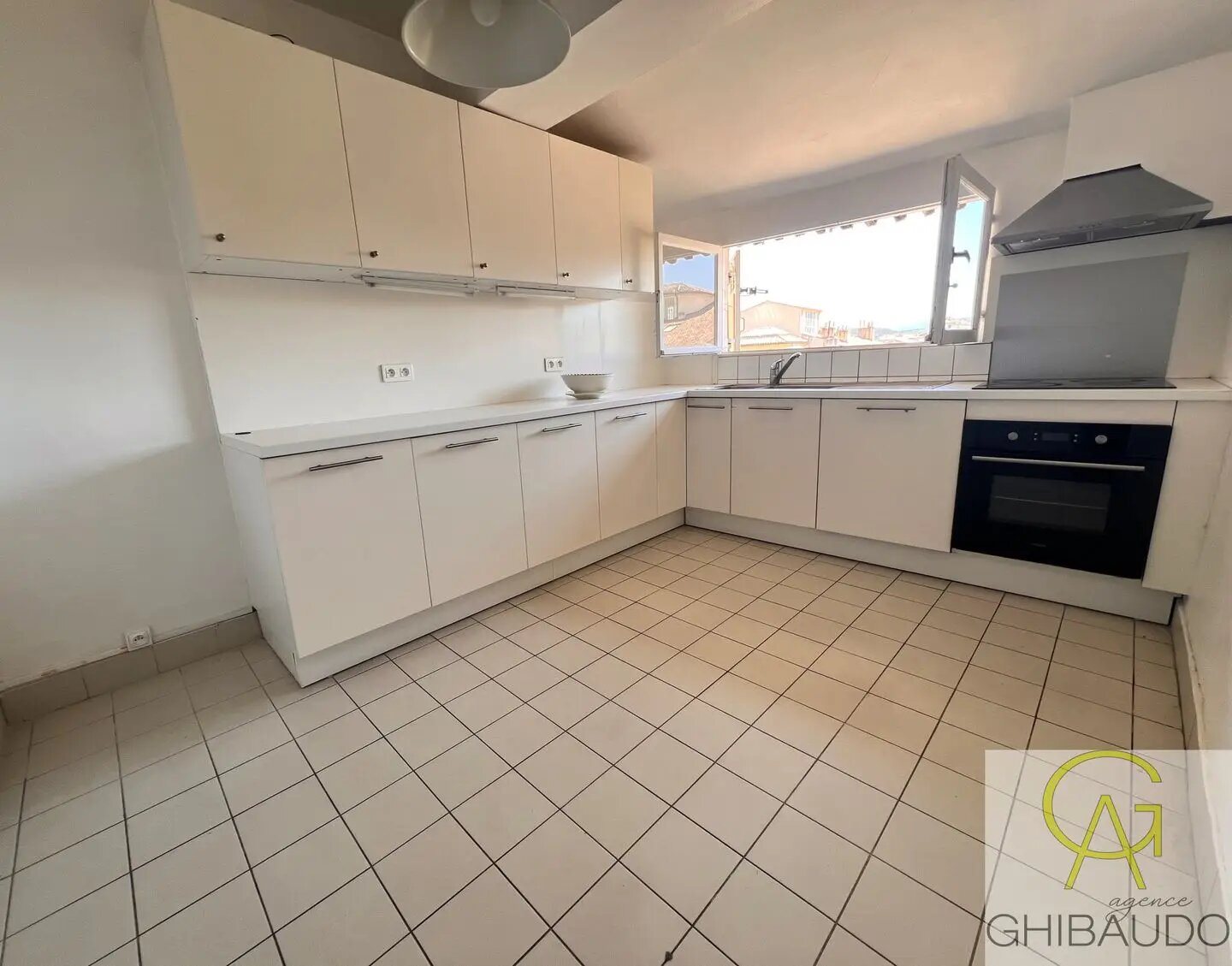 Appartement à louer, 131m², Aix-en-Provence