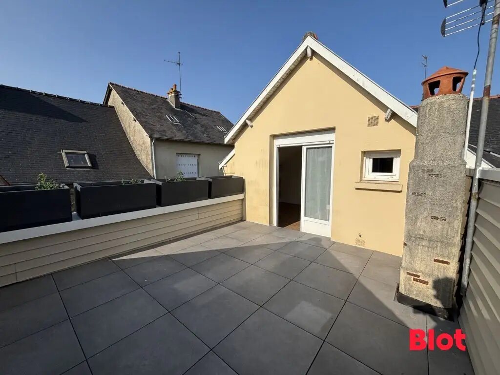 Maison à louer, 98m², Saint-Aubin-du-Cormier
