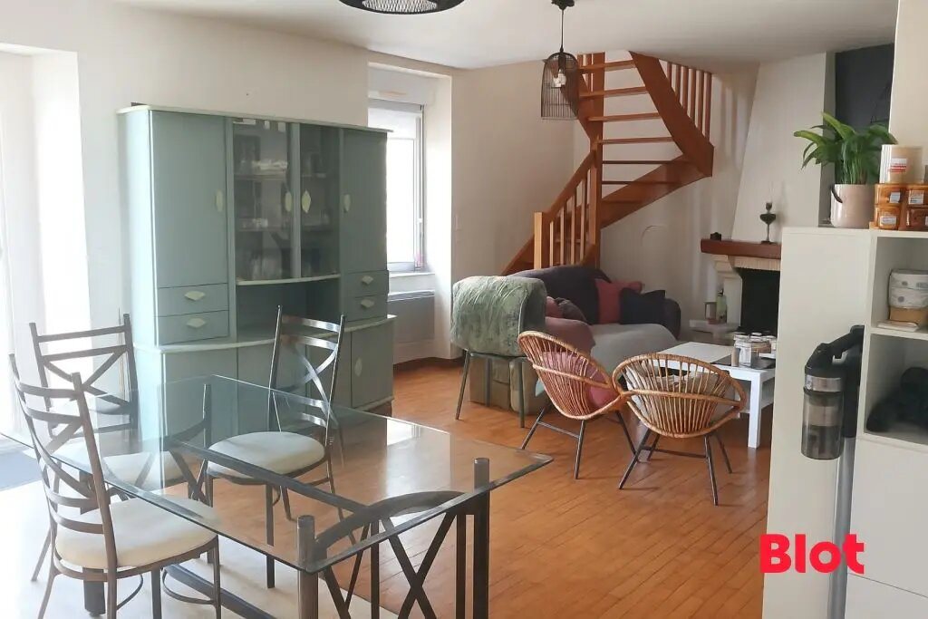 Maison à vendre, 71m², Dourdain