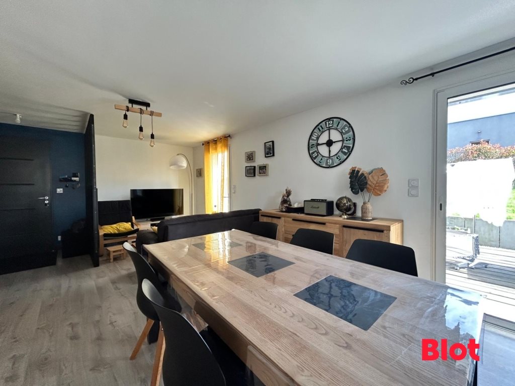 Maison à vendre, 99m², Mézières-sur-Couesnon