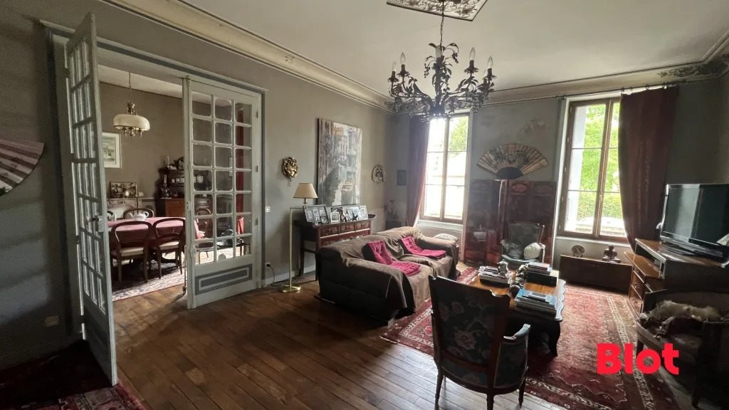 Maison à vendre, 242m², Saint-Aubin-d'Aubigné
