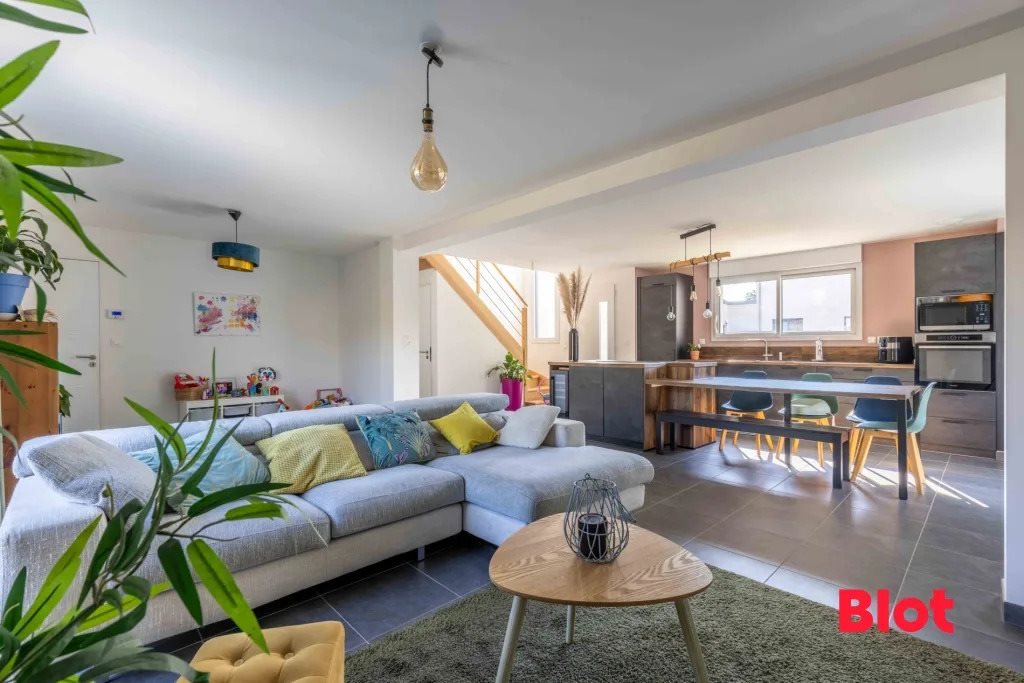 Maison à vendre, 142m², Liffré