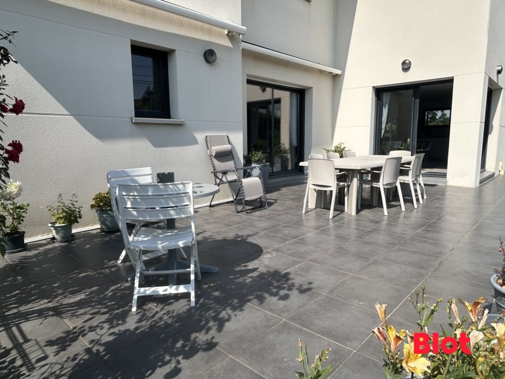 Maison à vendre, 132m², Chasné-sur-Illet