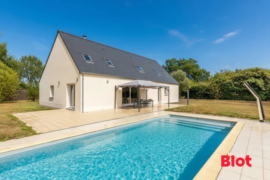 Maison à vendre, 243m², Sens-de-Bretagne